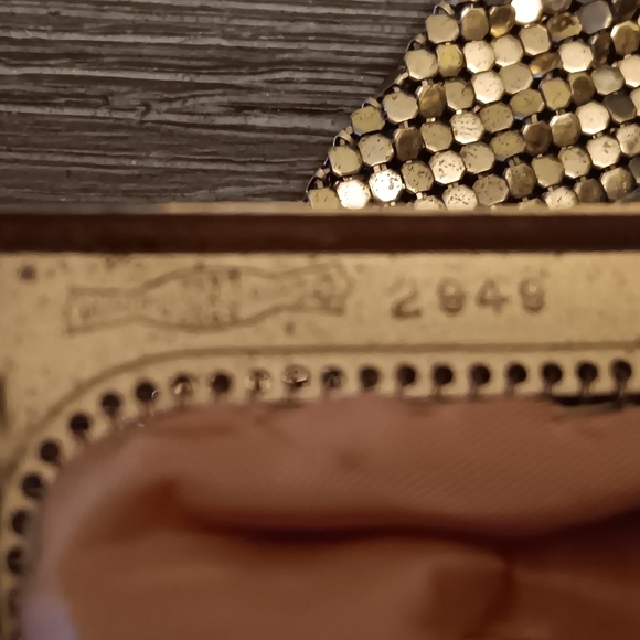 WHITING & DAVIS VINTAGE GOLD MESH BAG - Picture 10 of 13